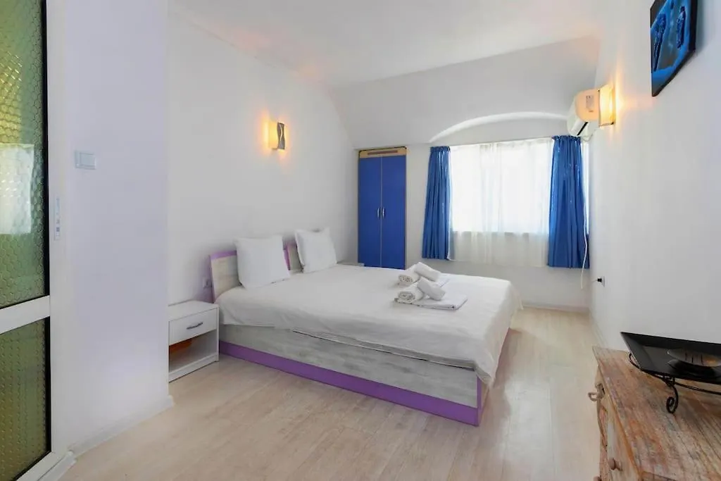 Sunny 2-Bedroom Maisonette Varna & Parking 0*,  Bulgaria